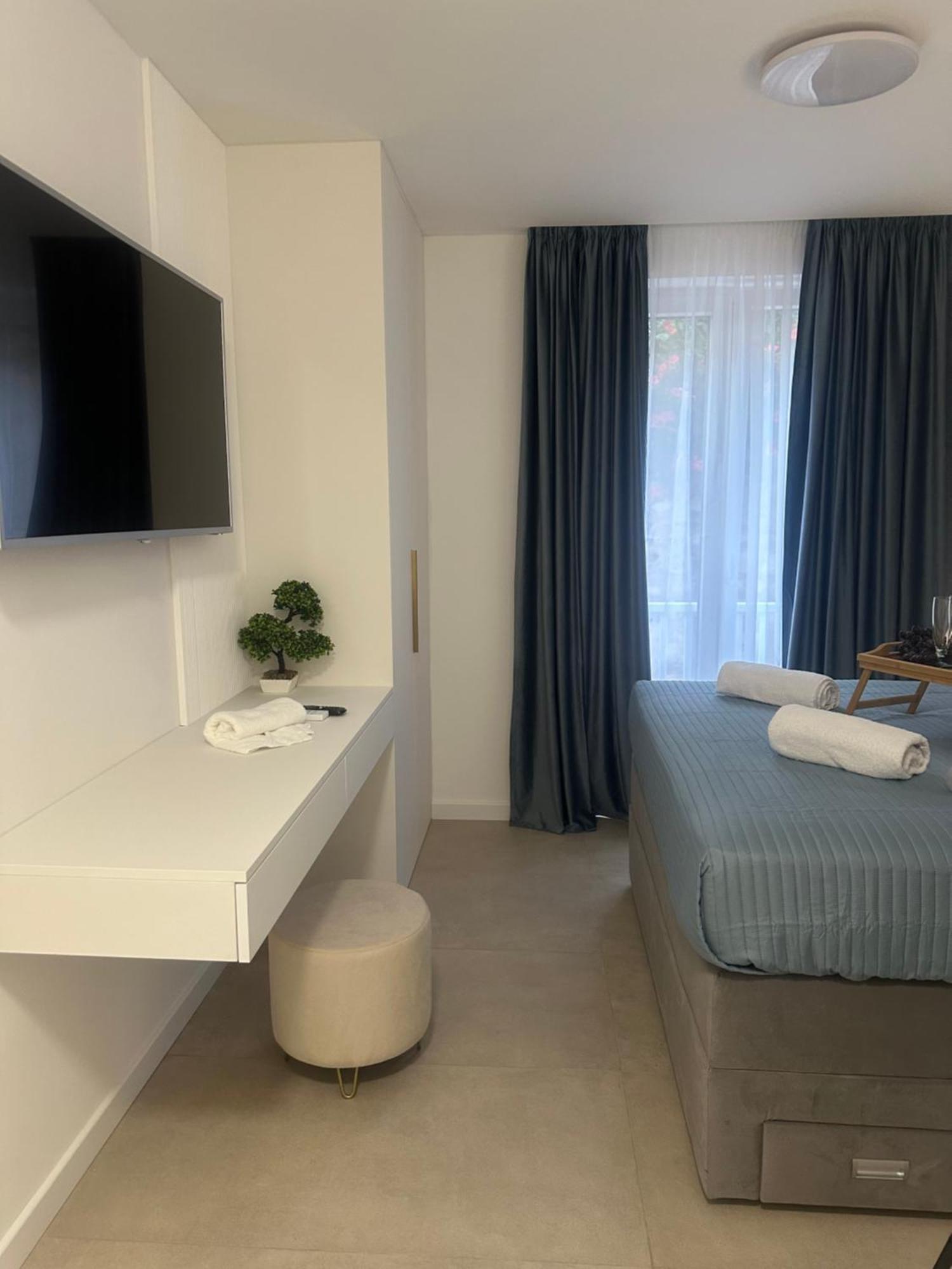 Amaro Luxury Room & Studio Apartman With Balcony Zara Esterno foto
