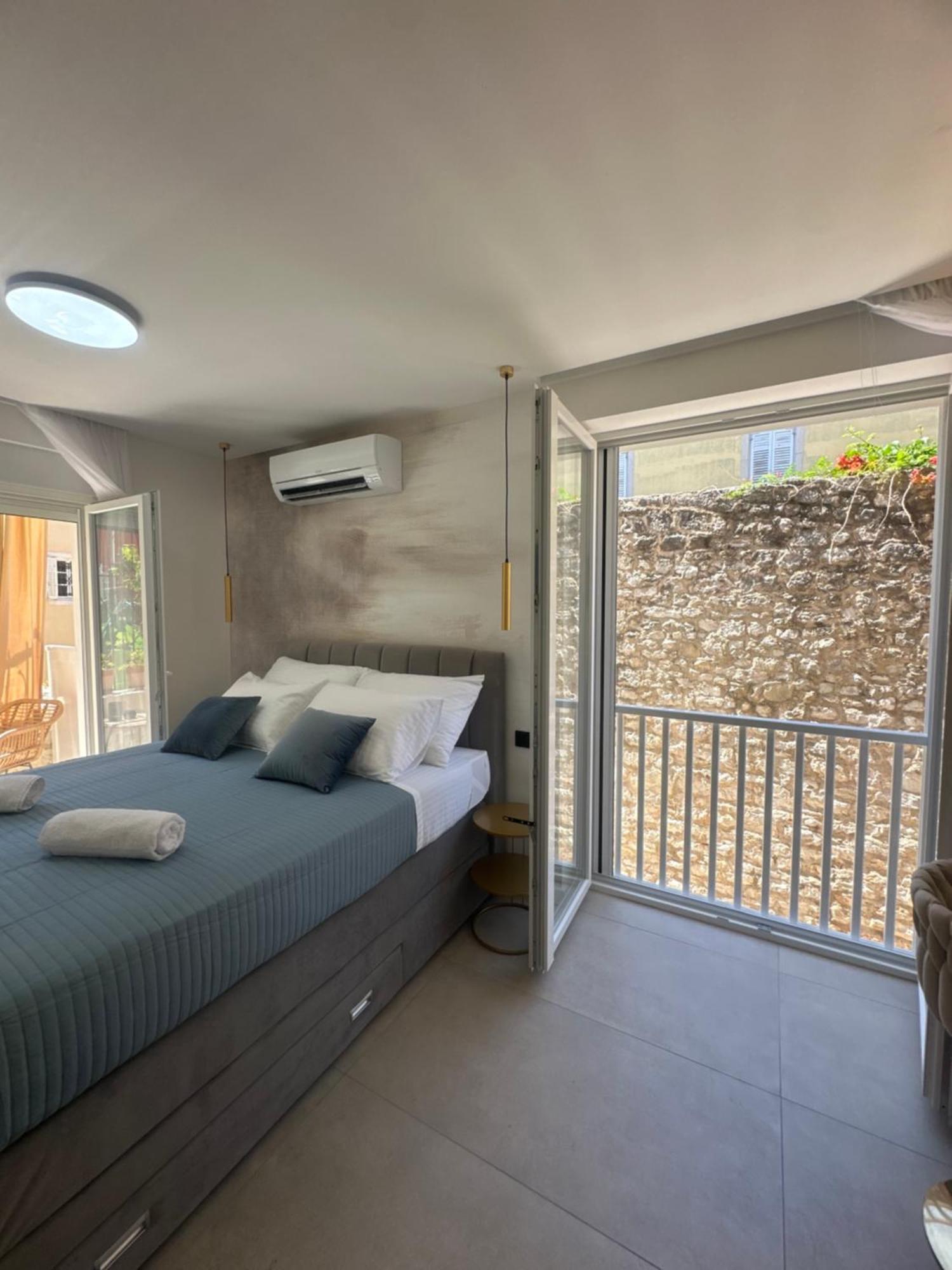 Amaro Luxury Room & Studio Apartman With Balcony Zara Esterno foto