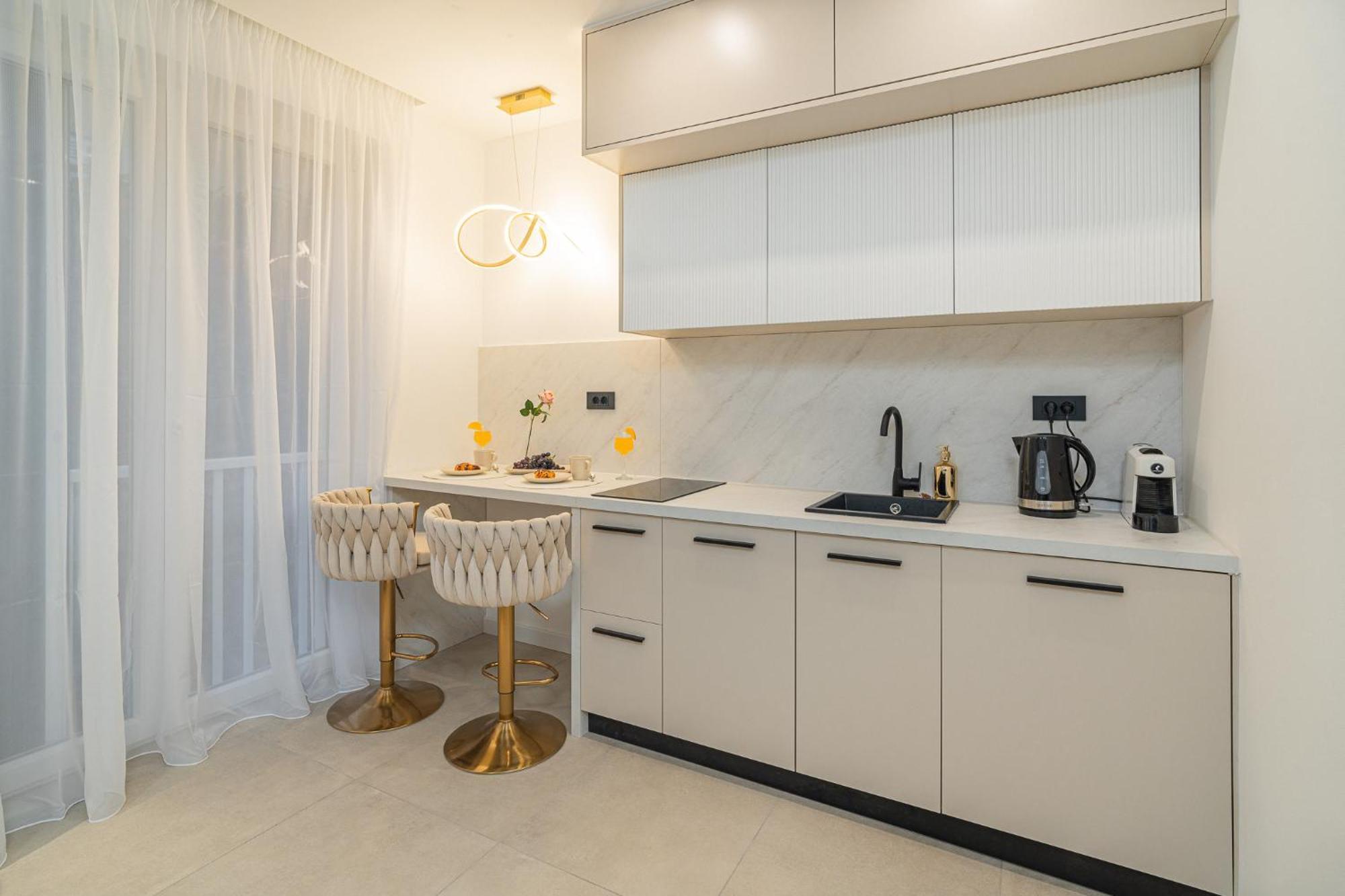 Amaro Luxury Room & Studio Apartman With Balcony Zara Esterno foto