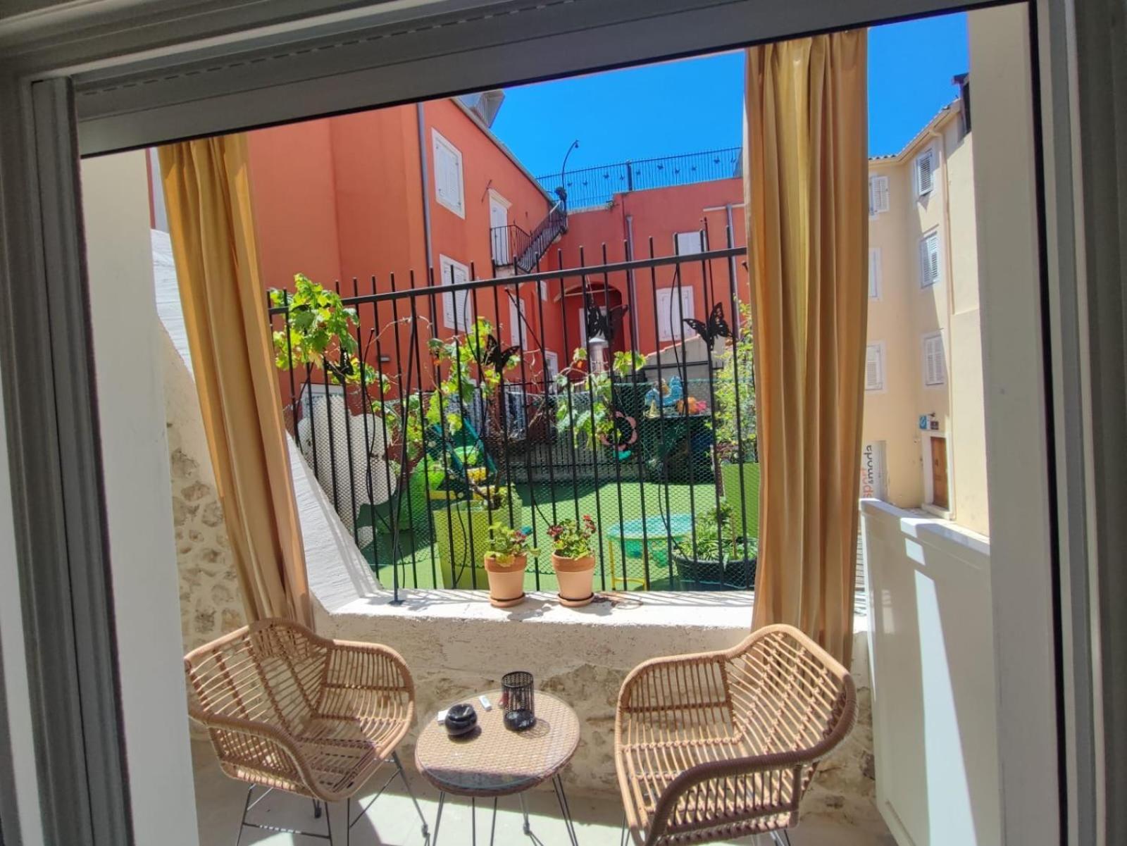 Amaro Luxury Room & Studio Apartman With Balcony Zara Esterno foto