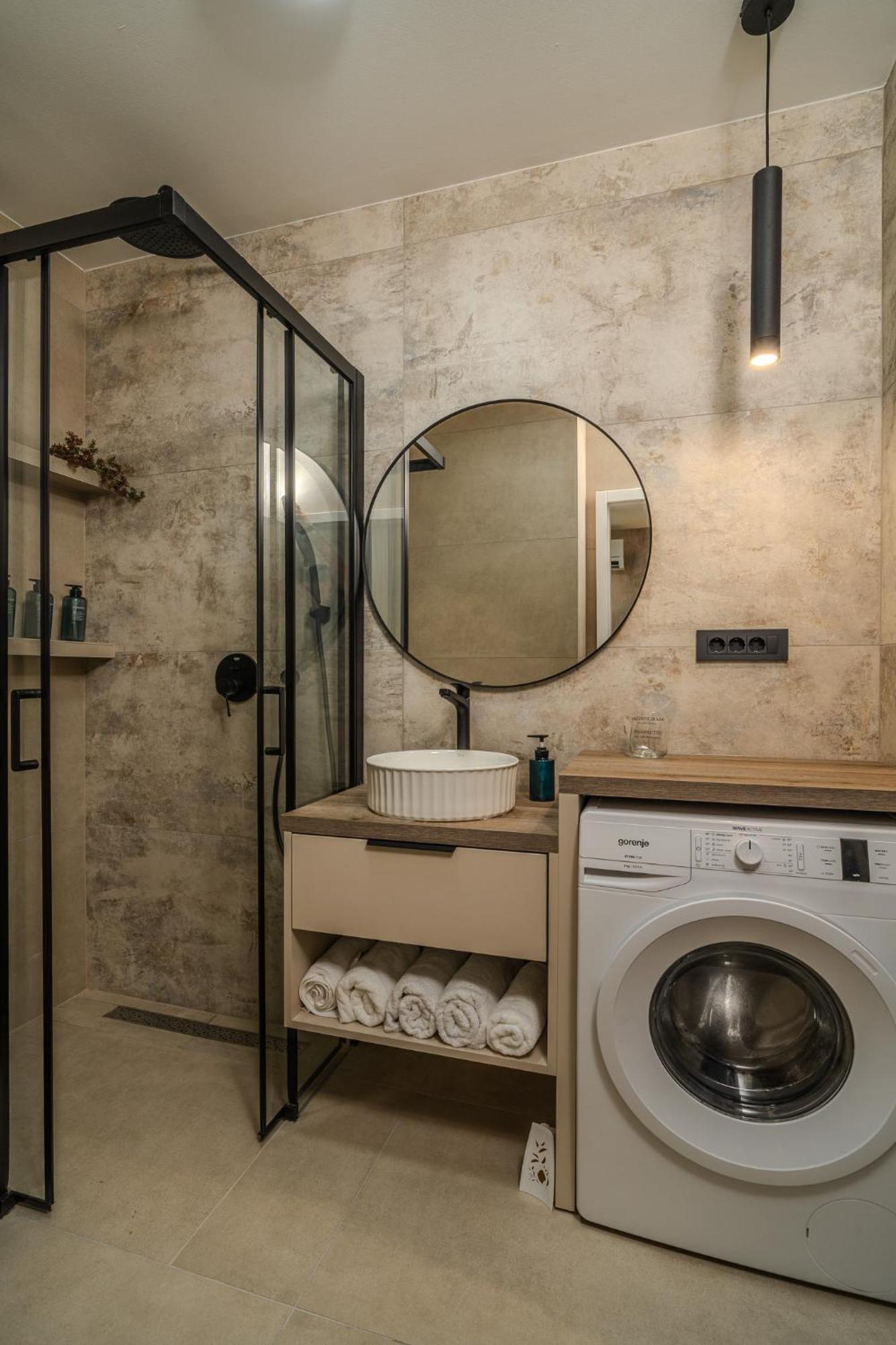Amaro Luxury Room & Studio Apartman With Balcony Zara Esterno foto